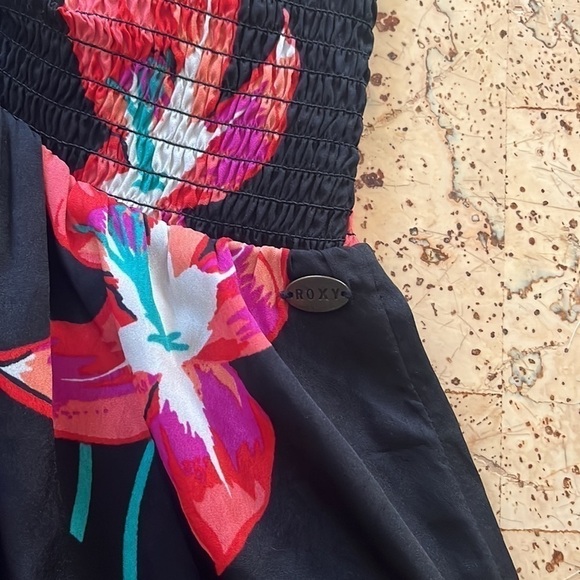 Roxy Strapless Floral Top - Picture 3 of 8